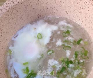 葱香鸡蛋面的做法步骤：4