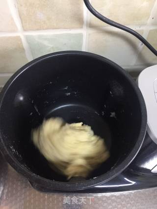 玉米油小麦胚芽吐司的做法步骤：1