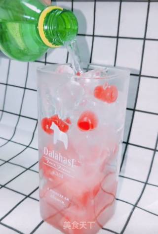 冰凉西瓜雪碧饮的做法步骤：4