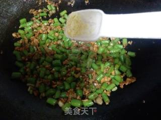 肉末豆角的做法步骤：10
