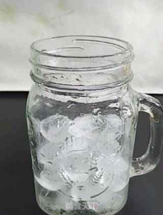 西瓜汽水的做法步骤：4