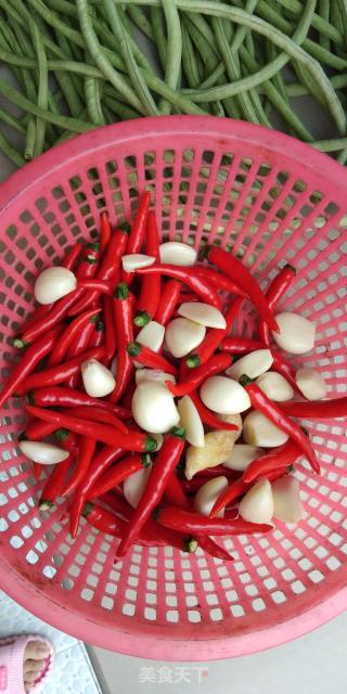 酸豆角的做法步骤：3
