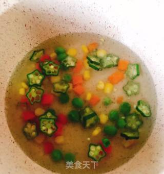 海鲜面的做法步骤：6