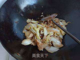 香菇油面筋炒白菜的做法步骤：9