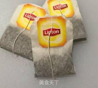 鲜果茶的做法步骤：1
