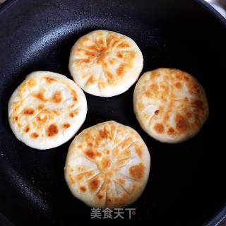 包菜虾皮饼的做法步骤：11