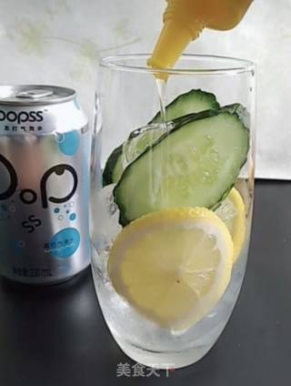 黄瓜柠檬泡泡水的做法步骤：5