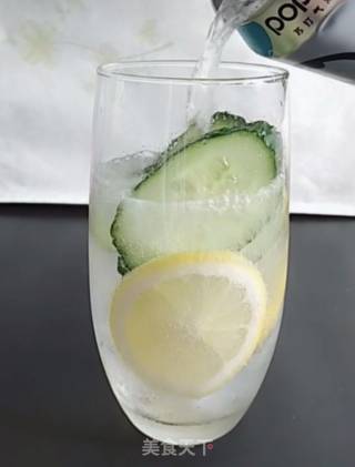 黄瓜柠檬泡泡水的做法步骤：7