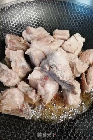 红烧排骨的做法步骤：3