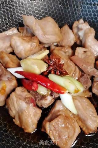 红烧排骨的做法步骤：4