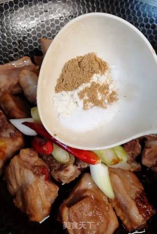 红烧排骨的做法步骤：5