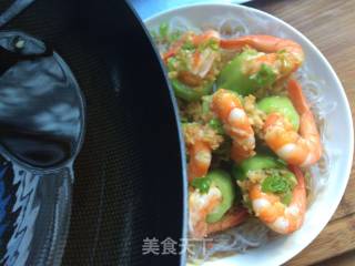 虾仁丝瓜盅的做法步骤：12