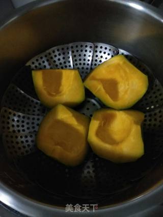 南瓜豆沙糯米饼的做法步骤：4