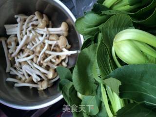 蚝油蟹味菇的做法步骤：1