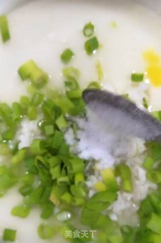 米饭鸡蛋饼的做法步骤：4