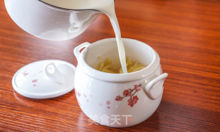 花胶木瓜牛奶冻，颜值超高！的做法步骤：2