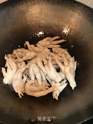 香辣鸡爪的做法步骤：8