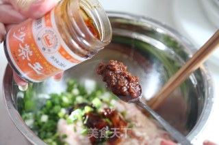 花样小笼包的做法步骤：2