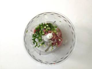 肉酿苦瓜圈的做法步骤：4