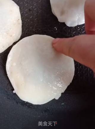 香甜软糯米饼的做法步骤：4