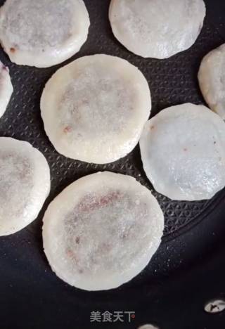 香甜软糯米饼的做法步骤：6