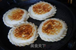 婆婆丁馅烫面饼的做法步骤：6