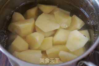 香辣孜然土豆块的做法步骤：2