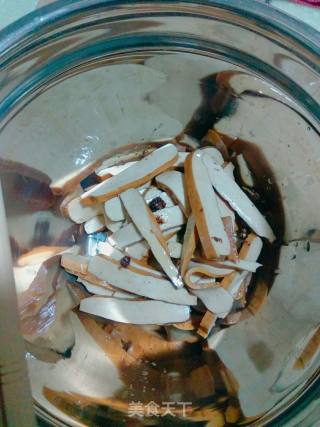 芹菜拌香干的做法步骤：17
