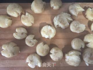 香煎小土豆的做法步骤：3