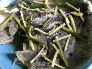 清蒸多宝鱼的做法步骤：2
