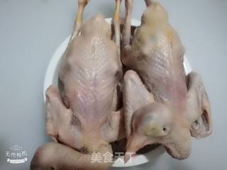 麻油爆乳鸽的做法步骤：1