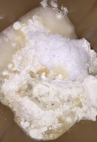 蛋黄小面包的做法步骤：3