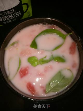 西瓜酸奶的做法步骤：5