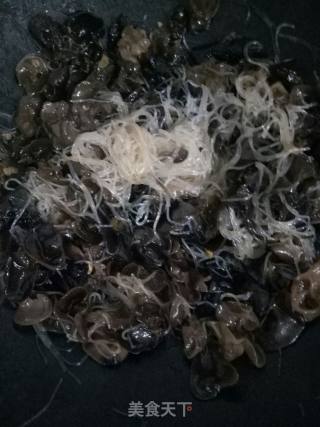凉拌木耳粉丝的做法步骤：7