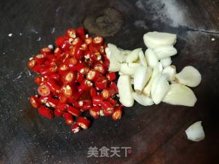 苦瓜炒肉的做法步骤：3
