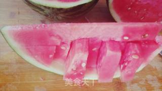 “西瓜”花样切西瓜的做法步骤：8