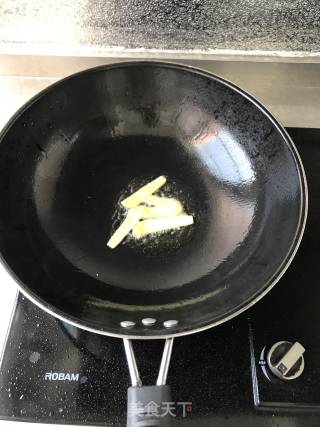 啤酒鸡翅的做法步骤：2
