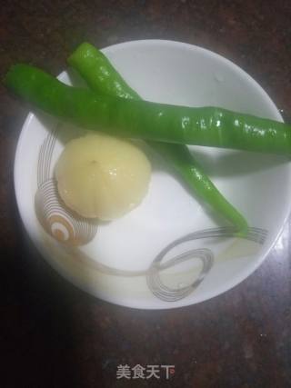 白灼小鱿鱼的做法步骤：3