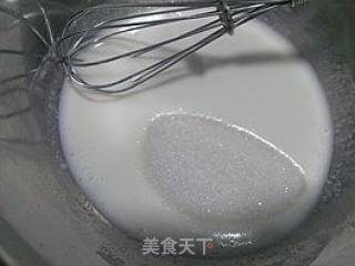 6寸戚风蛋糕的做法步骤：1