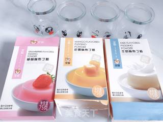 彩虹布丁的做法步骤：1