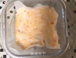 鲜虾颗粒面小方的做法步骤：6