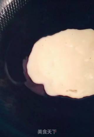 棒棒糖蛋卷的做法步骤：4