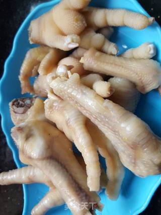 赤豆莲藕鸡爪汤的做法步骤：3