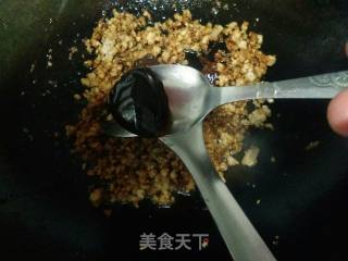肉酱鸡蛋卷饼的做法步骤：7