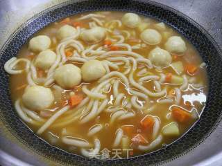 日式咖喱鱼丸乌冬面的做法步骤：8