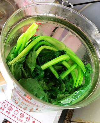 青菜鸡蛋的做法步骤：2