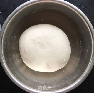 海蛎子萝卜丝猪肉水饺的做法步骤：1