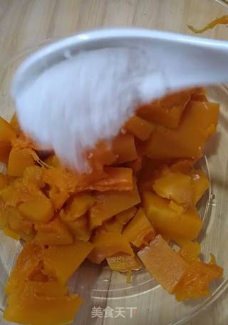 豆沙芝麻南瓜饼的做法步骤：6