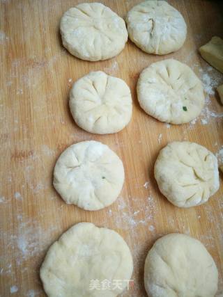 炸油饼的做法步骤：8