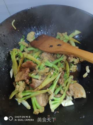 回锅菜花的做法步骤：4